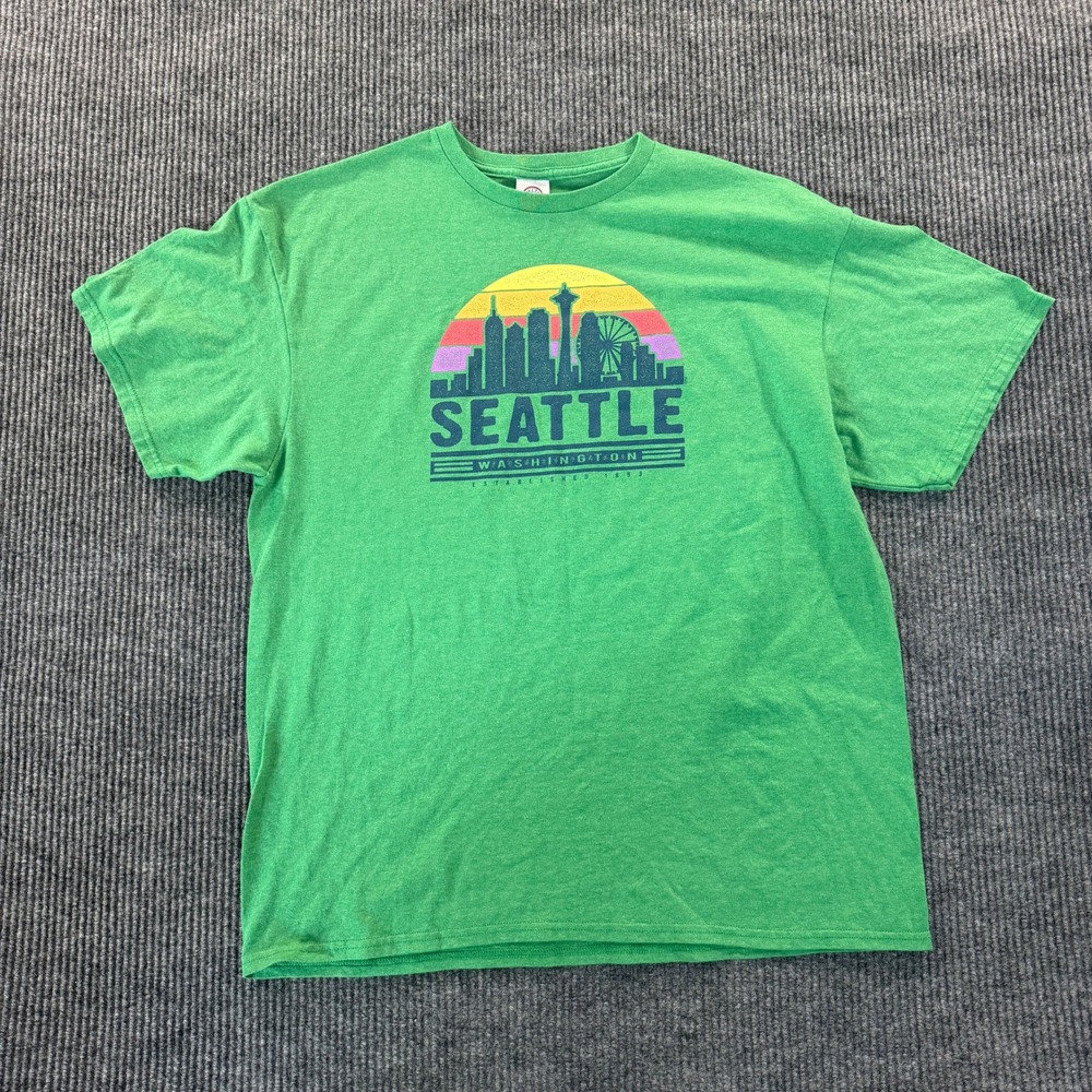 Delta Pro Weight Mens Seattle Skyline Graphic T Shirt XL Green Retro Sunset
